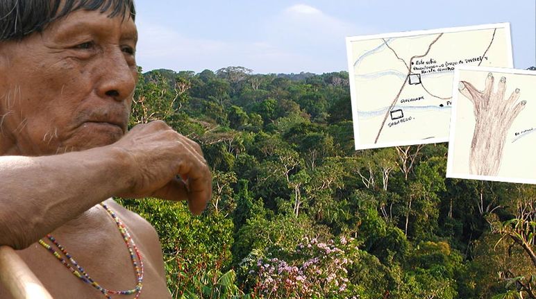 Índios em frente da floresta tropical de Yasuni e mapas